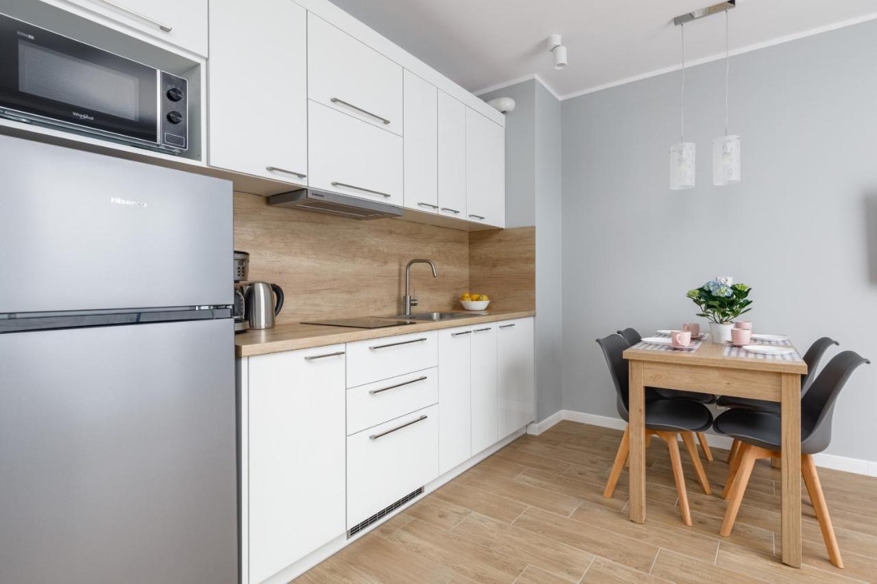 Apartment Rybacka With Parking&Balcony By Noclegi Renters เมียนซีวอเจีย ภายนอก รูปภาพ