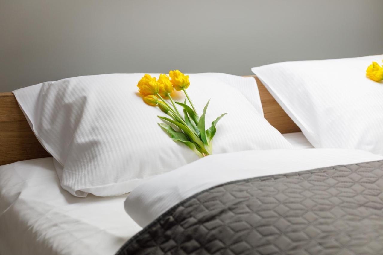 Apartment Rybacka With Parking&Balcony By Noclegi Renters เมียนซีวอเจีย ภายนอก รูปภาพ