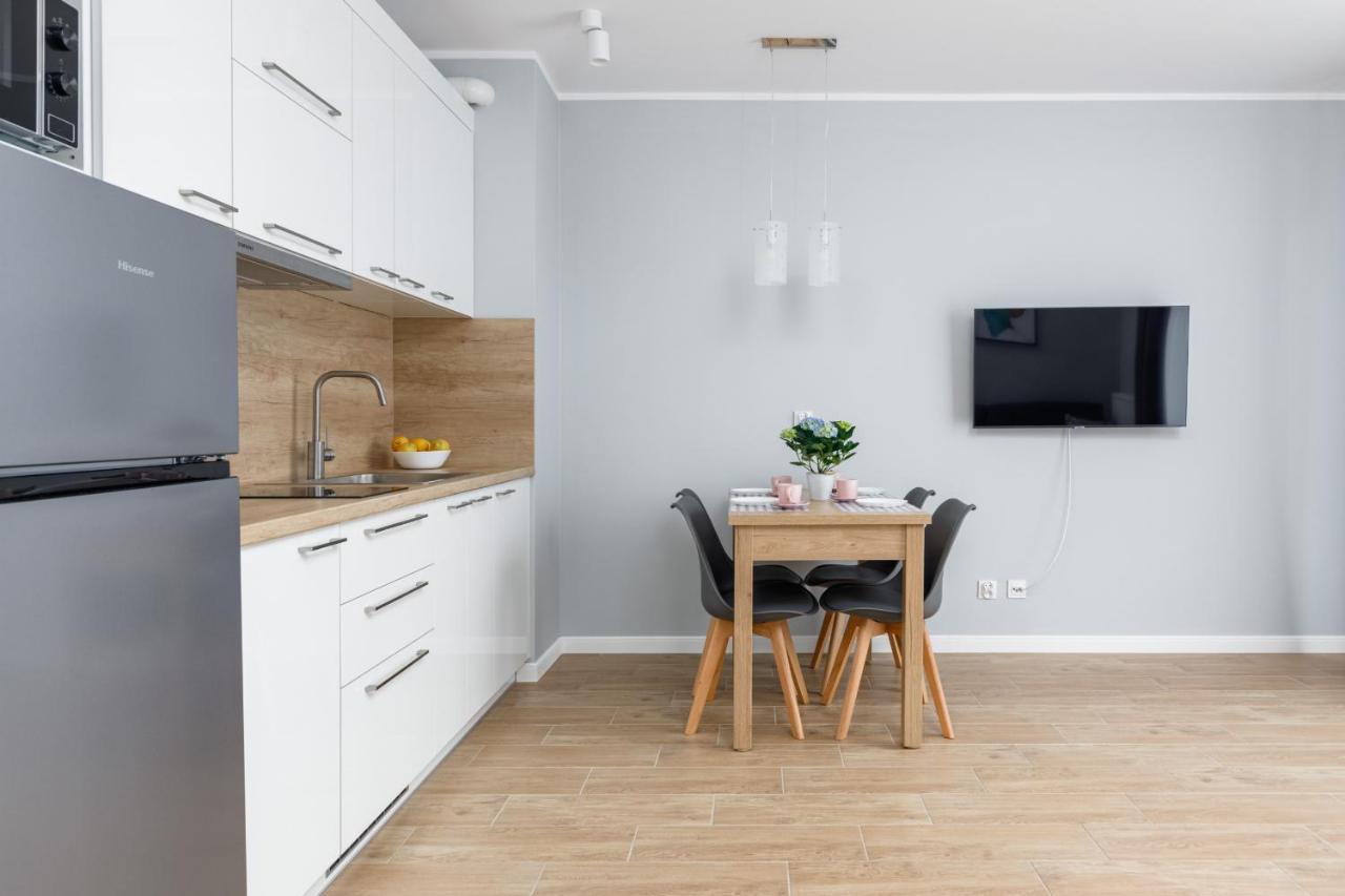 Apartment Rybacka With Parking&Balcony By Noclegi Renters เมียนซีวอเจีย ภายนอก รูปภาพ