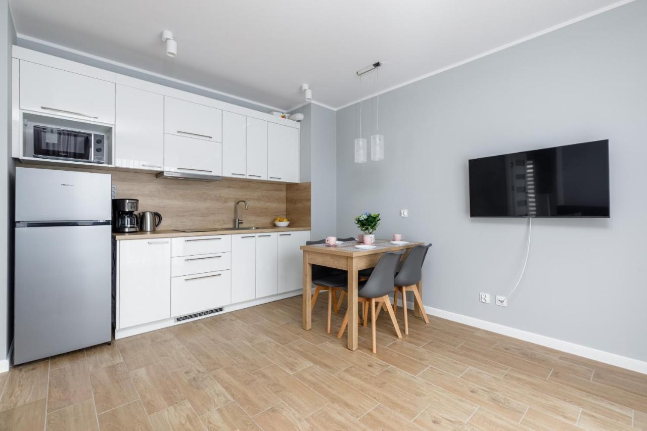 Apartment Rybacka With Parking&Balcony By Noclegi Renters เมียนซีวอเจีย ภายนอก รูปภาพ